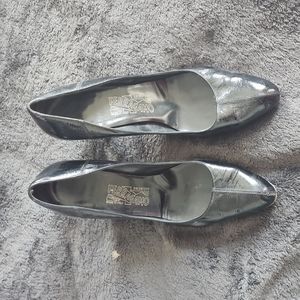 Women's shoes size 10